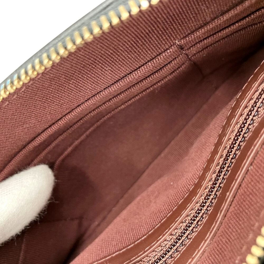 CHANEL Black Wallet - Picture 10 of 14